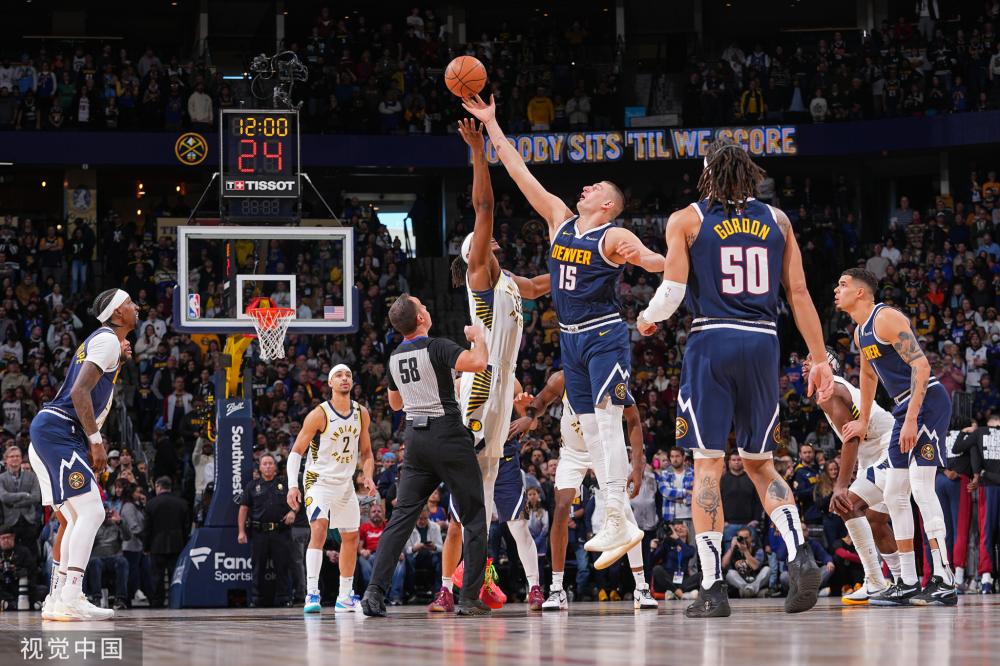 随着质疑与 随着质疑与